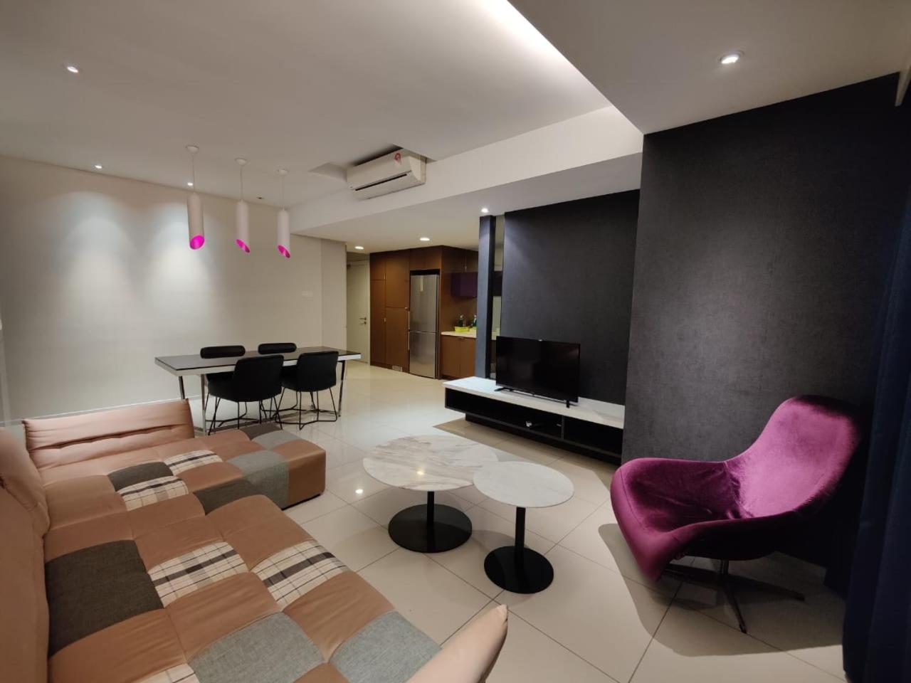 Mulberry Verve Suites Kl Mid Valley Kuala Lumpur Exterior foto
